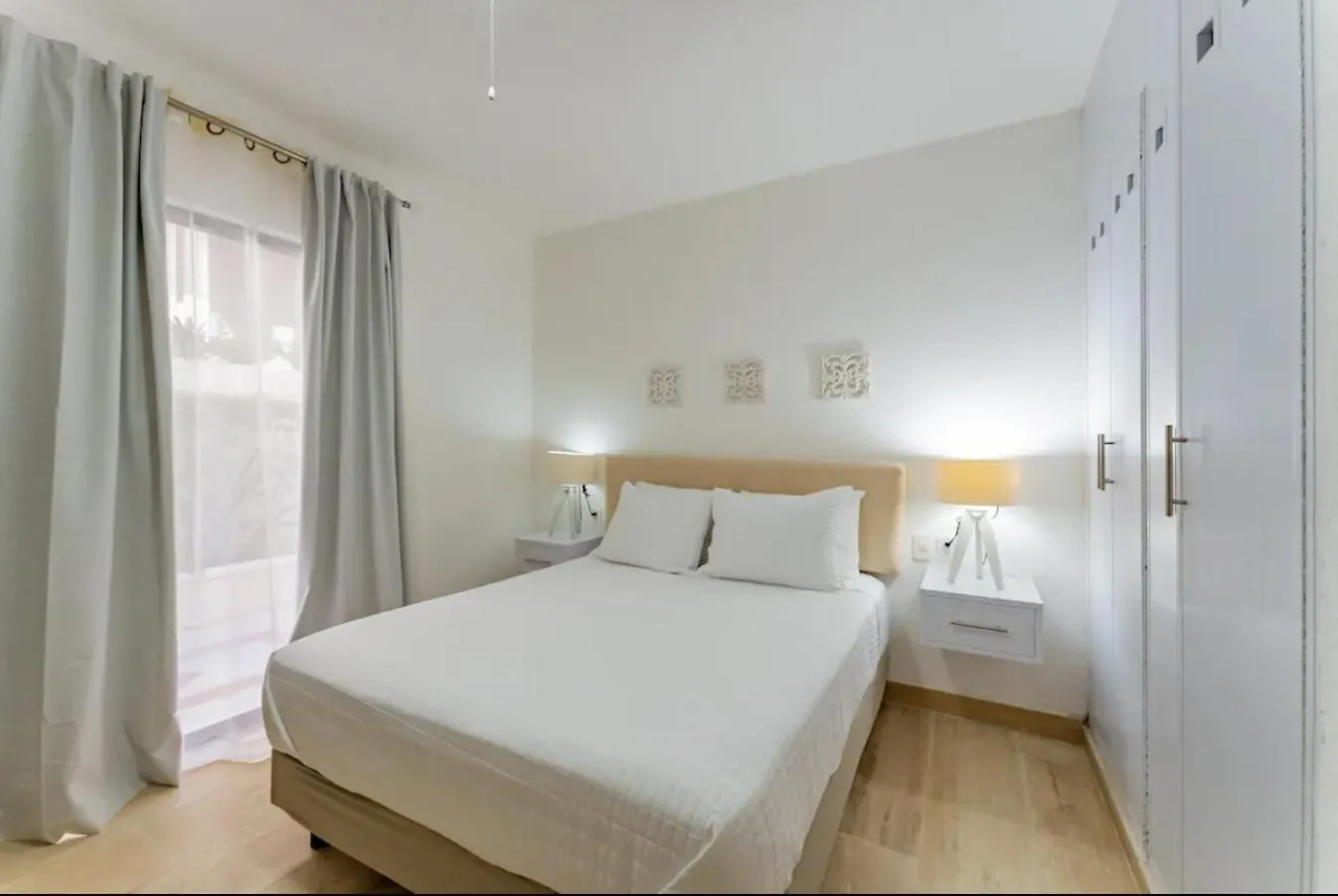 Beachfront Villa In Cancun Hotel Zone