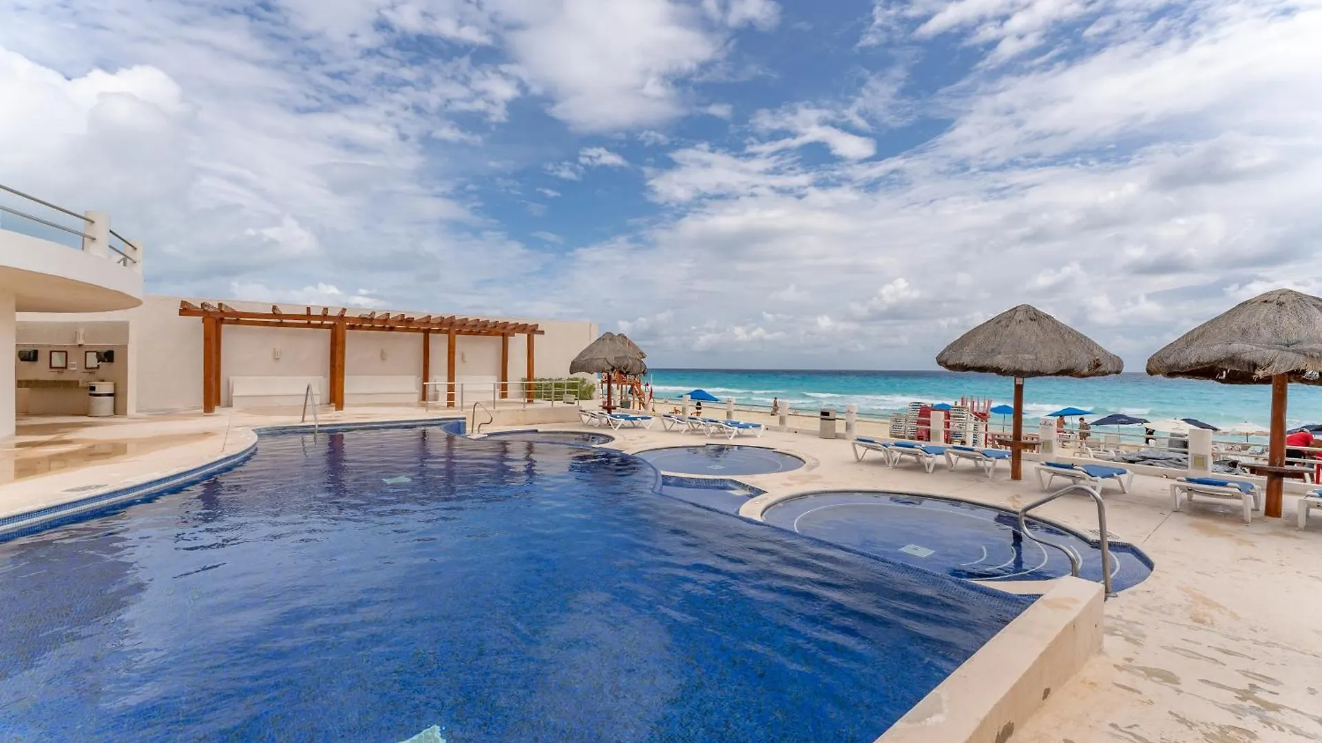 Beachfront Villa In Cancun Hotel Zone Appartement